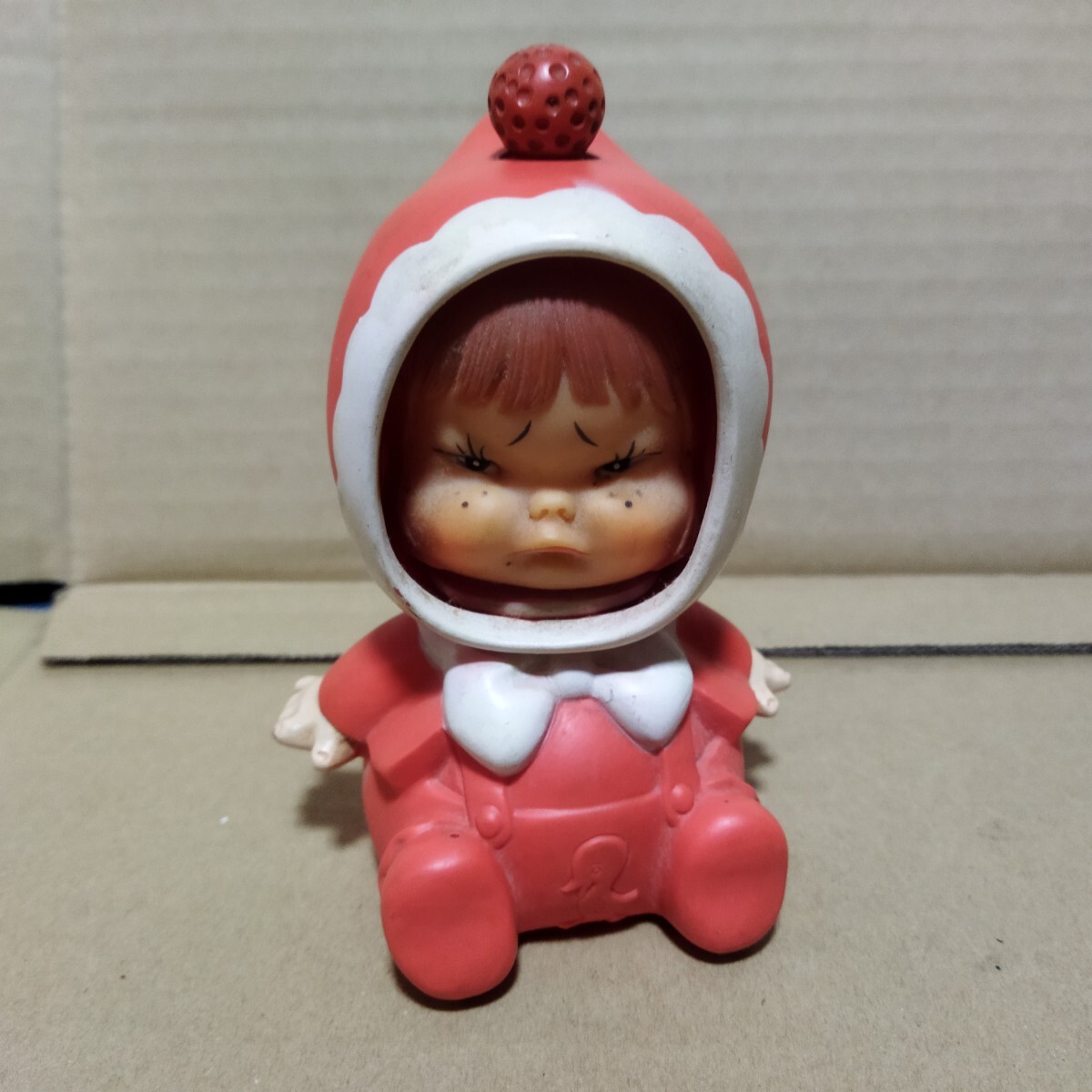 希少 レトロ 当時物 岩井産業 iwai 赤ちゃん ソフビ ベビー人形 1973年 全長約12cm_画像2