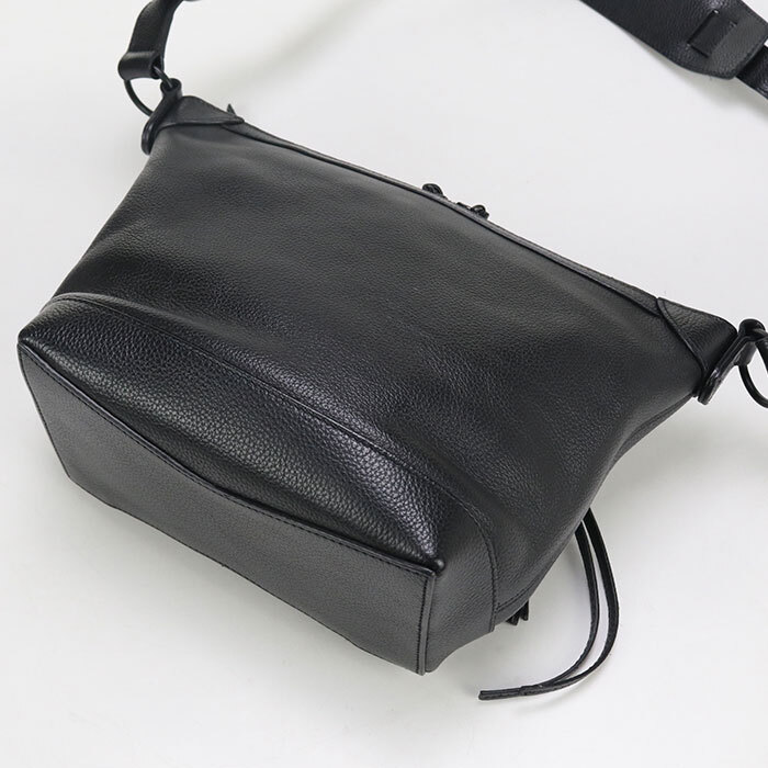 б/у хороший товар BALENCIAGA Balenciaga сумка на плечо 689946 Neo Classic женский черный