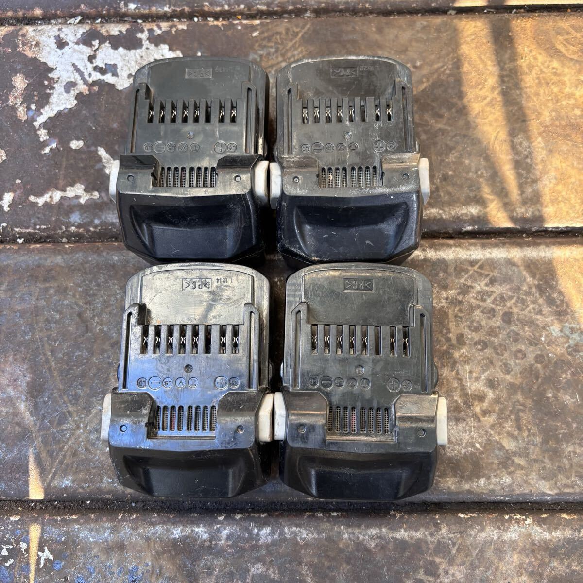 HITACHI ヒタチ HIKOKI ハイコーキ makita マキタ バッテリー 18V 5.0 ジャンク BSL1850 日立 RYOBI リョービ panasonic_画像4