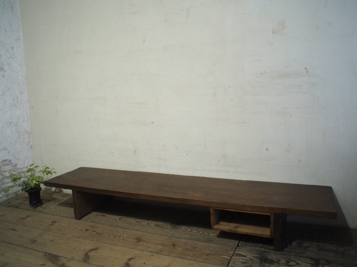 タE0693◆天板W175,5cm×D39cm◆アンティーク◆収納付き◆大きい一枚板の木製長テーブル◆作業机 展示台 裁ち板 ローテーブル レトロL笹4_画像1