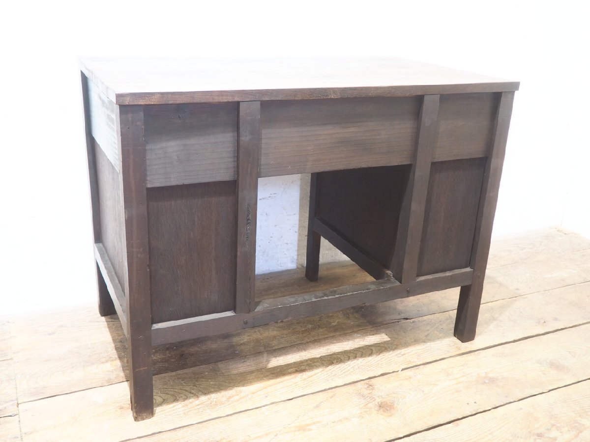 タ荷V0961◆天板W80cm×D45cm◆アンティーク◆希少デザインの古い木製両袖机◆欅 ケヤキ デスク 収納棚 テーブル レトロモダンM(ヤB)松_画像10