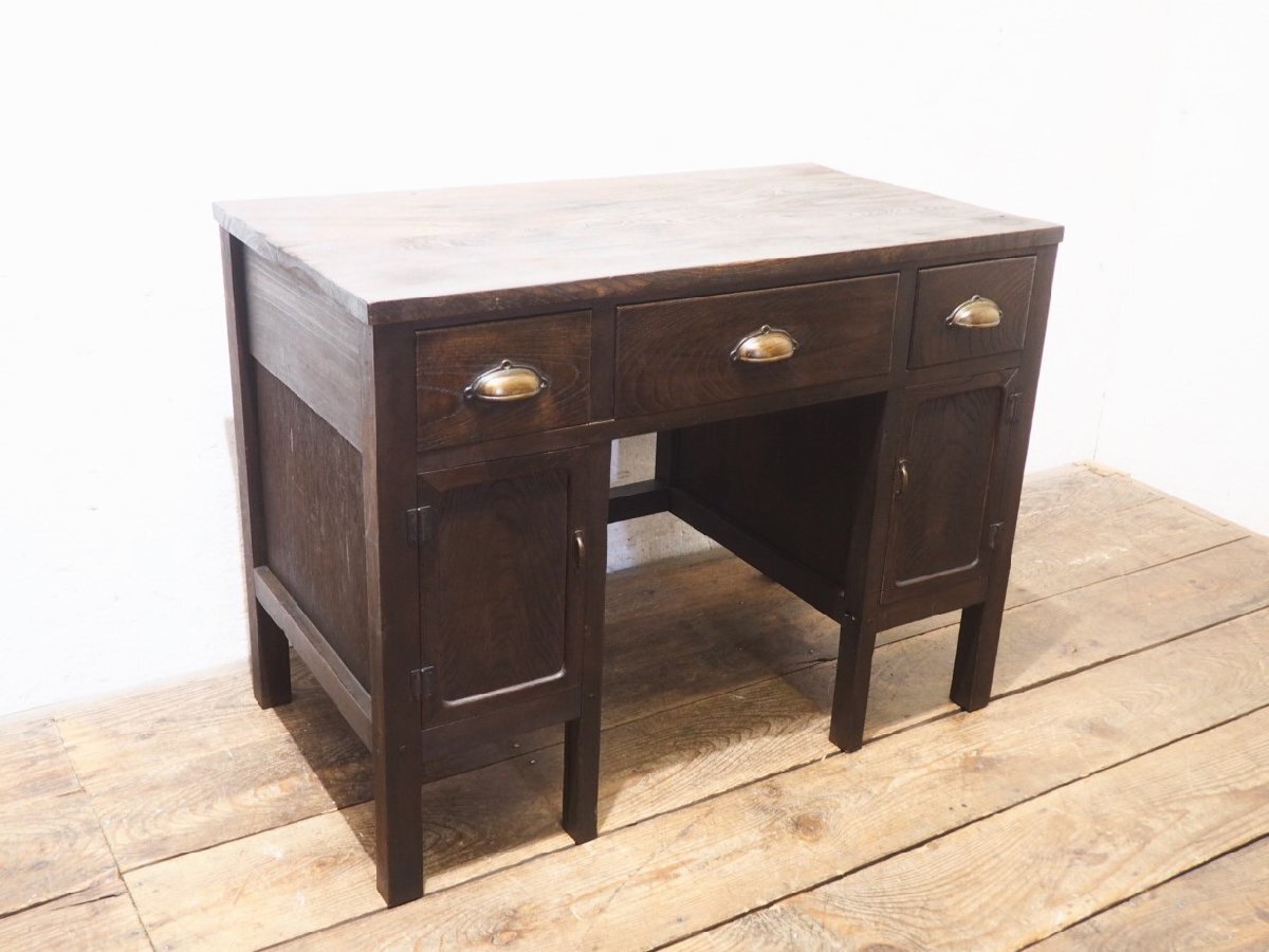 タ荷V0961◆天板W80cm×D45cm◆アンティーク◆希少デザインの古い木製両袖机◆欅 ケヤキ デスク 収納棚 テーブル レトロモダンM(ヤB)松_画像1