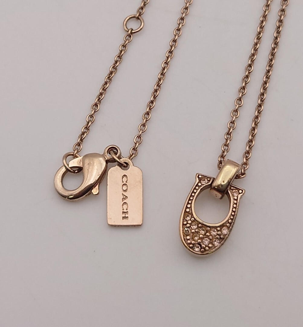 【N575】 COACH ネックレス コーチ シグネチャー Cロゴ Cマーク ラインストーン ピンクゴールド系 ブランド アクセサリー_画像1
