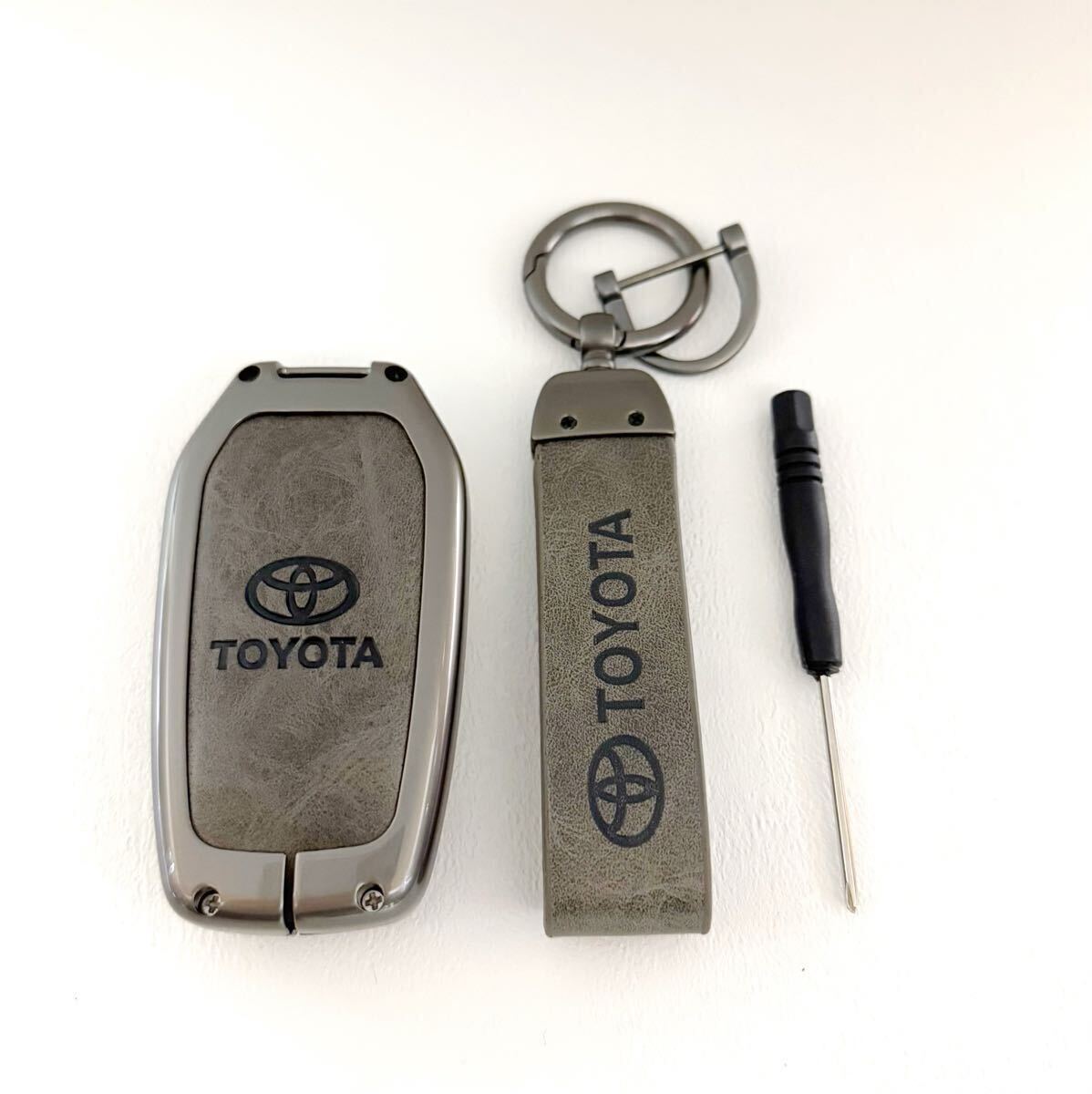 トヨタ専用 キーケース レザー キーホルダー付き 防水 傷防止 亜鉛合金 衝撃防止 TPU 指紋つけず グレー_画像3