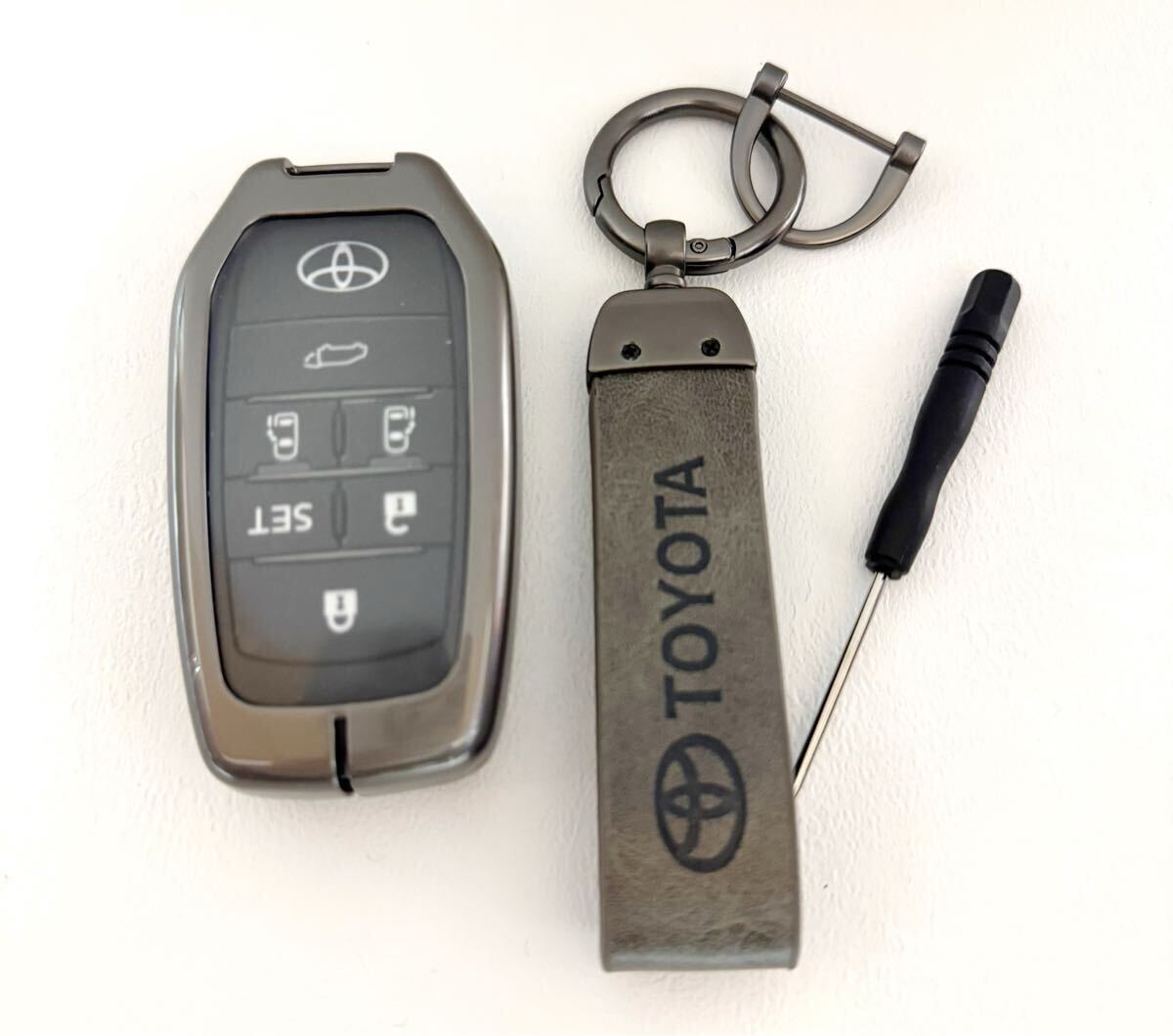 トヨタ専用 キーケース レザー キーホルダー付き 防水 傷防止 亜鉛合金 衝撃防止 TPU 指紋つけず グレー_画像2