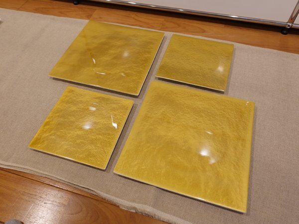 未使用●4枚セット●美品●M.STYLE●ミヤザキ食器●漆石シリーズ●平皿●サイズ2種●ゴールド●正月●おせち●慶事●モデルルーム展示品_画像1