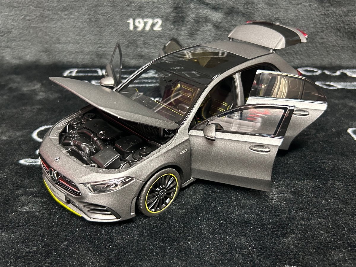 norev 1/18 Mercedes Benz A Class (W177) 2018 designo mountain gray　メルセデス　ベンツ　ノレブ　ミニカー_画像6