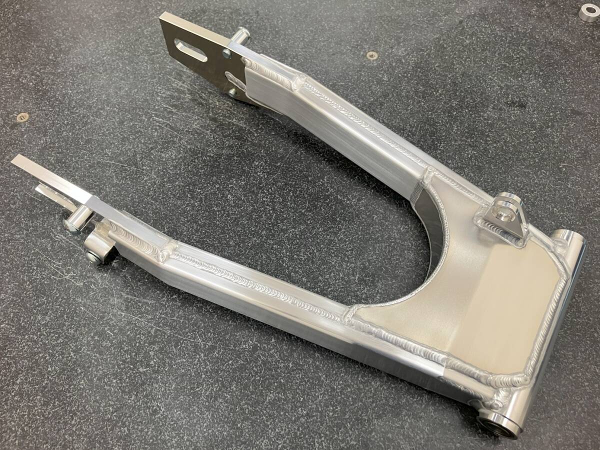 ウエダレーシング　GS400/E モナカ アルミスイングアーム 　MS　 _画像4