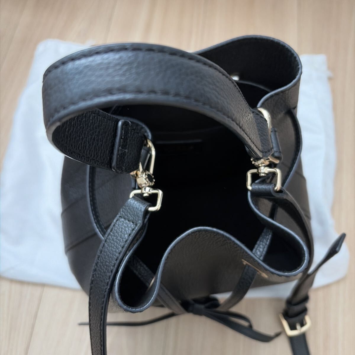 FURLA フルラ　コスタンザ 巾着型2Wayハンドバッグ レザー 黒_画像4