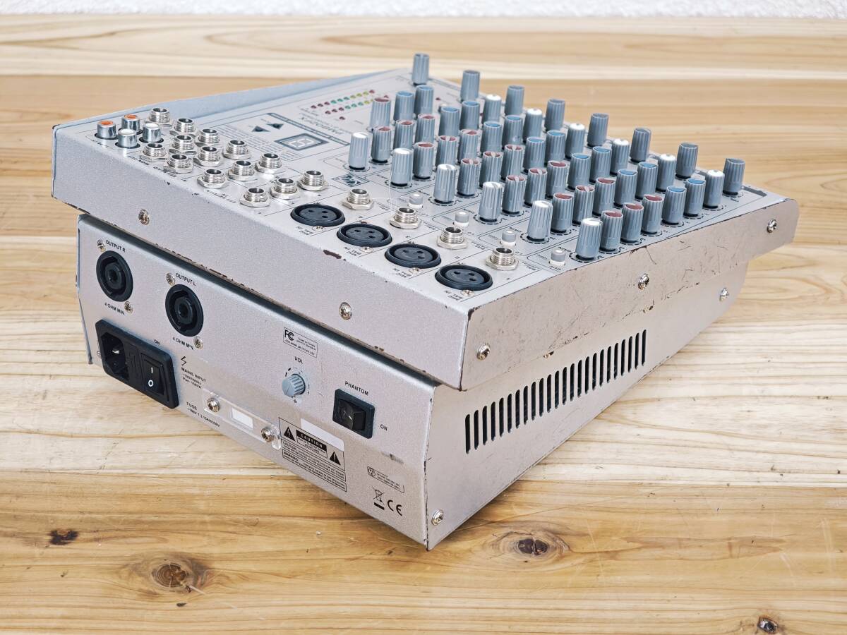 Classic Pro PM802FX ミキサー 通電確認のみ その他未チェック 現状品 傷汚れあり 本体のみ 管理番号10370_画像4