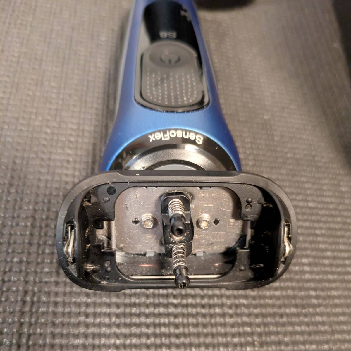 n088 BRAUN Series 9 sport+ 9350cc ブラウン 電動シェーバー アルコール洗浄 システム 中古 _画像8