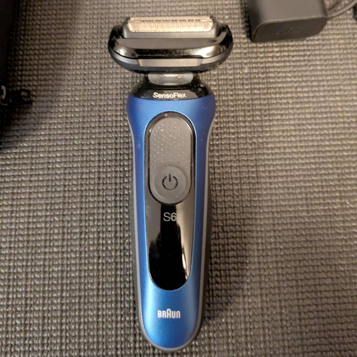 n088 BRAUN Series 9 sport+ 9350cc ブラウン 電動シェーバー アルコール洗浄 システム 中古 _画像2