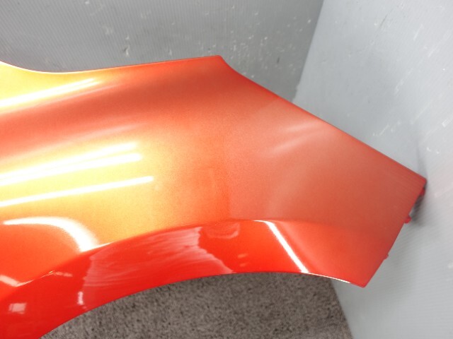 9275 Renault Lutecia RH5F крыло правый NNP (O1-1)