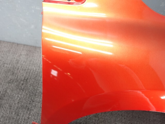 9275 Renault Lutecia RH5F крыло правый NNP (O1-1)