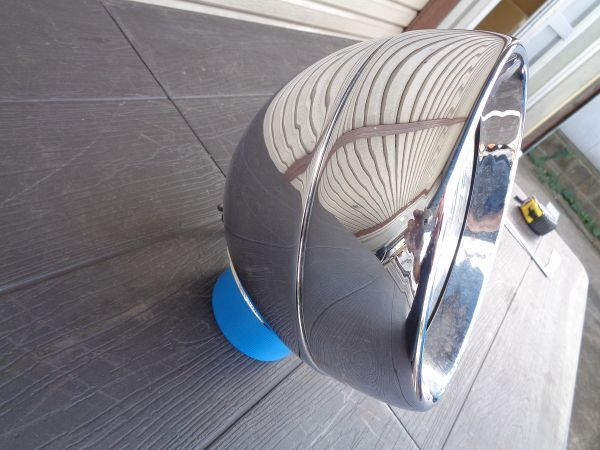 ☆No.4855「倉庫整理大セール! ハーレーダビッドソン 純正7インチ ヘッドライト・フレンチトリムリング付 点灯確認済み」_画像4