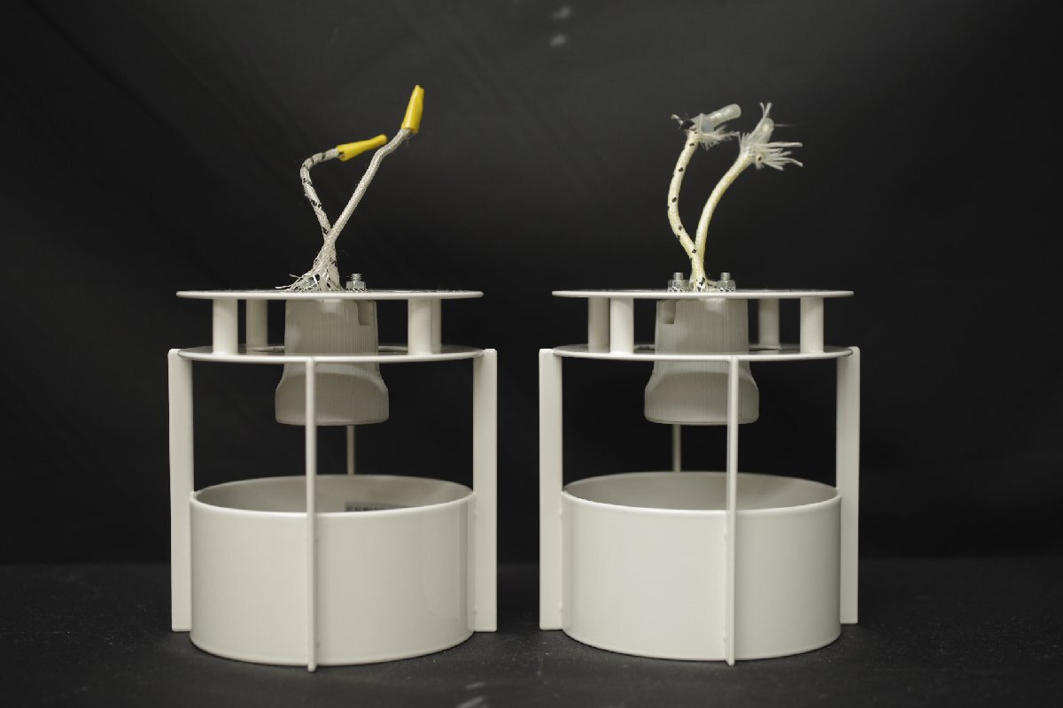 希少 Louis Poulsen ルイスポールセン MAGAZINE マガジン ダウンライト シーリング 天井照明 2個セット 北欧 デンマーク E26 モダン (O)_画像7