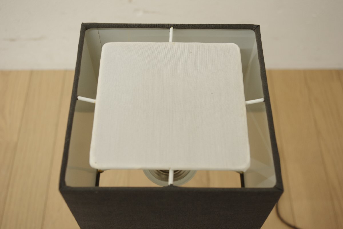 展示品 ヤマギワ SS261B スタンドライト ナイトスタンド デスクライト 間接照明 E17 セード スイッチ付き_画像6