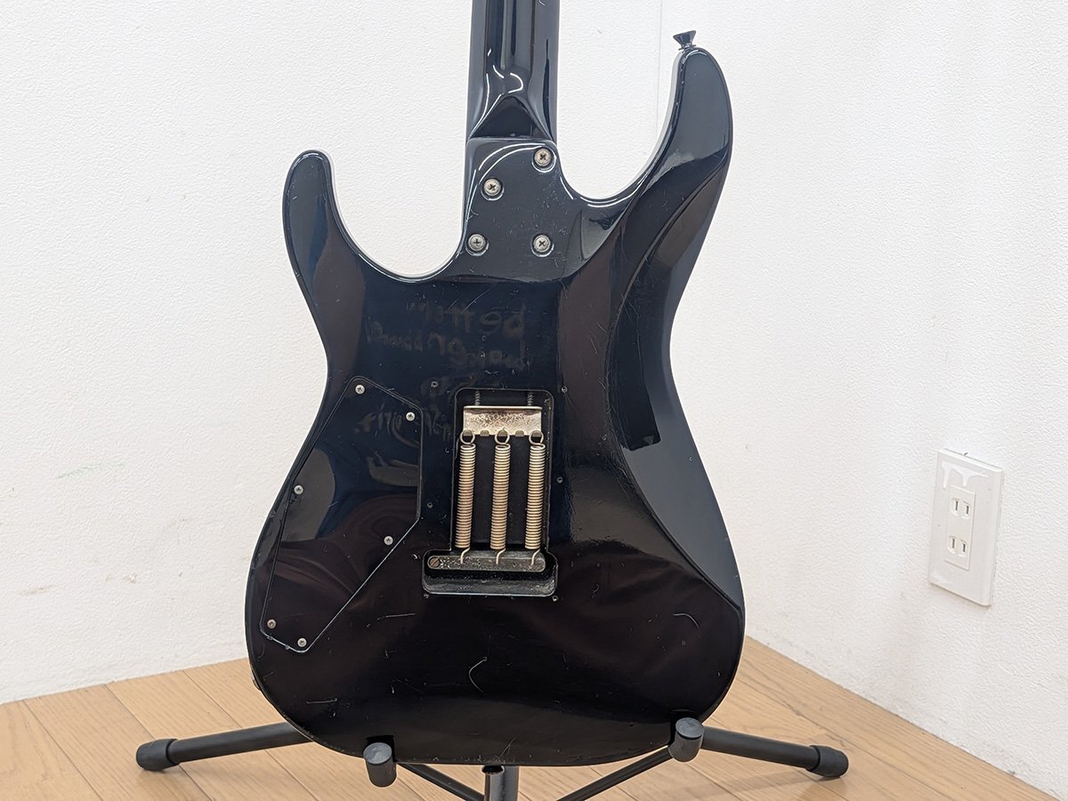 ESP EDWARDS Edwards Strato модель электрогитара черный floyd rose выход звука подтверждено б/у 