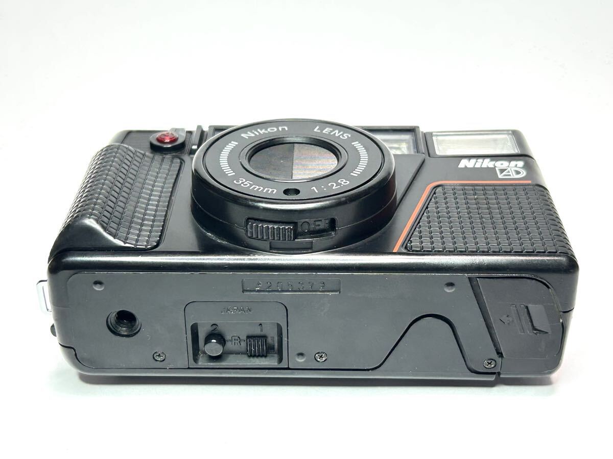 【動作品】 Nikon L35AD2 コンパクトフィルムカメラ ニコン L35AD ピカイチ AF (372)_画像4