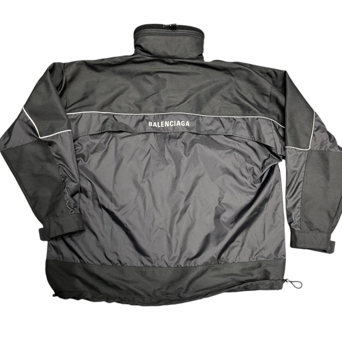 ■中古品■BALENCIAGA バレンシアガ ロゴウインドブレーカージャケット メンズ 男性用 533917 TA018 サイズ44 ブラック ZKM6464ZD_画像2
