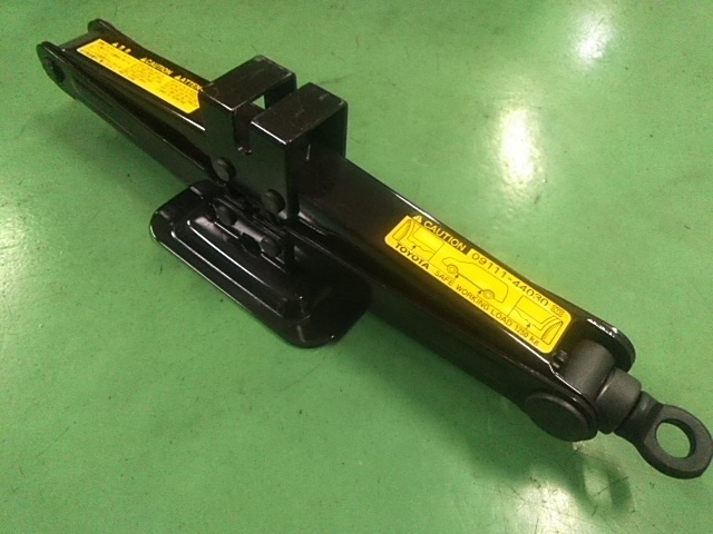 トヨタ ANH10 アルファード 純正 車載ジャッキ 09111-44030 (P25348)_画像2
