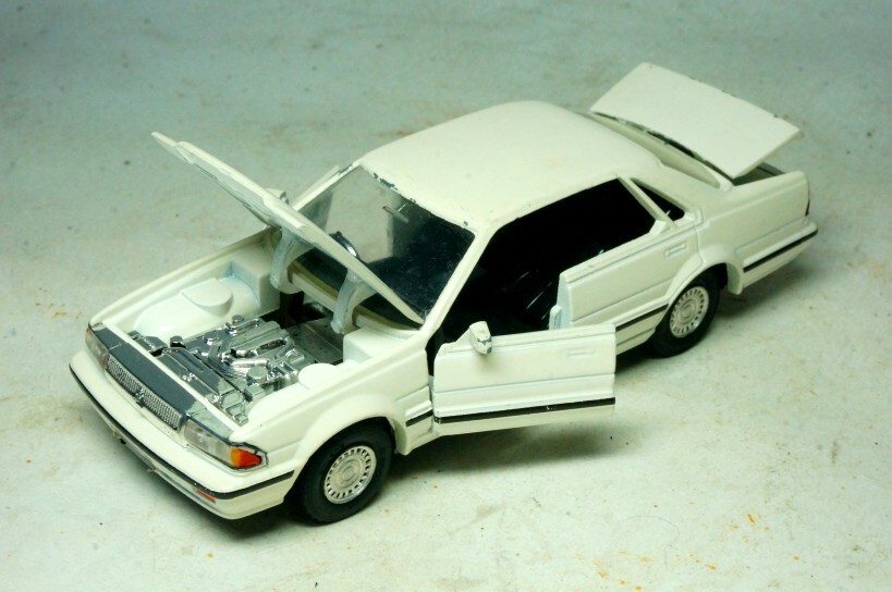 ヨネザワ　ダイアペット　日産セドリック　Y30　ブロアム　ホワイト！ミニカー　車　昭和　レトロ_画像1