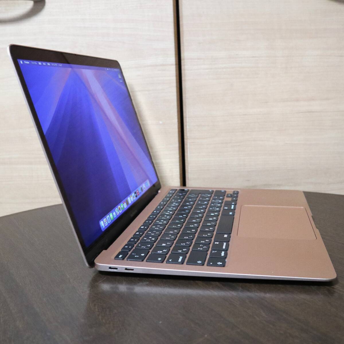 ■2020年■MacBook Air 13.3（第10世代 i3/8GB/256GB）本体のみ■_画像7