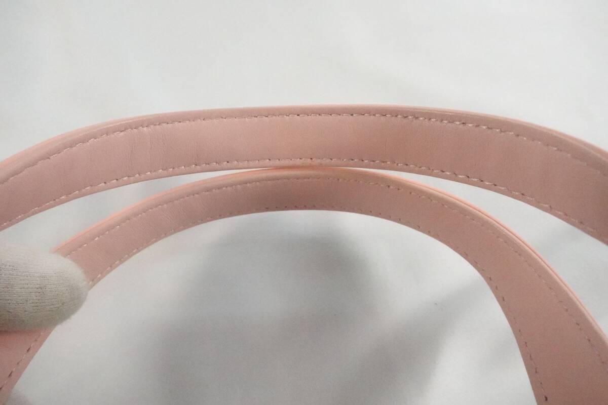 CHANEL シャネル ココマーク エナメル バッグ トリプル ハンドバッグ ロゴ ギャランティーカード付 ブランド ピンク系_画像7