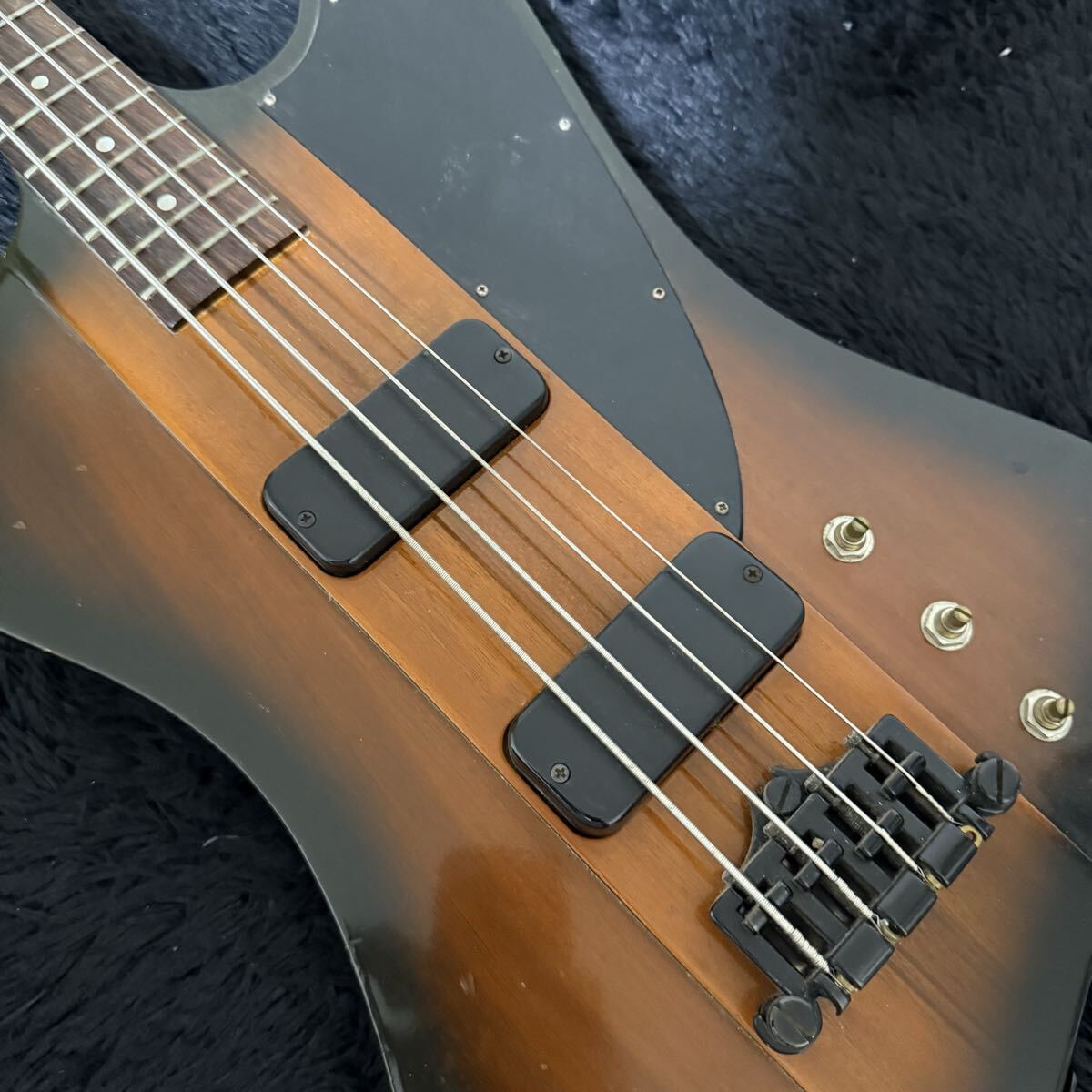1円スタート Gibson USA ギブソン Thunder bird サンダーバード 4弦 エレキベース 弦楽器 1円~_画像1