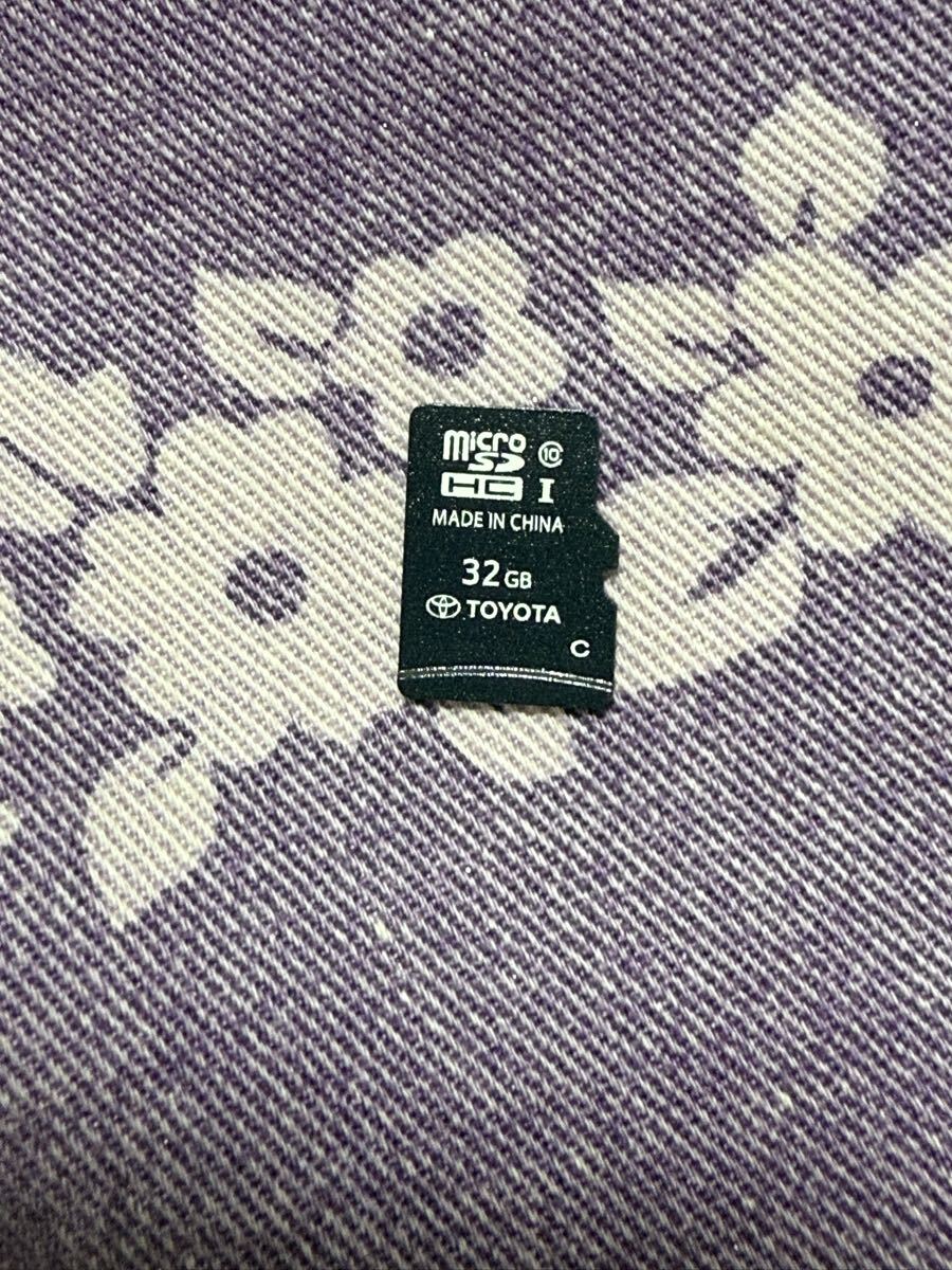 トヨタ純正 地図SD NSZT-Y66T 08675-0AQ35 (C) 2017年秋版 動作確認済みです。_画像1