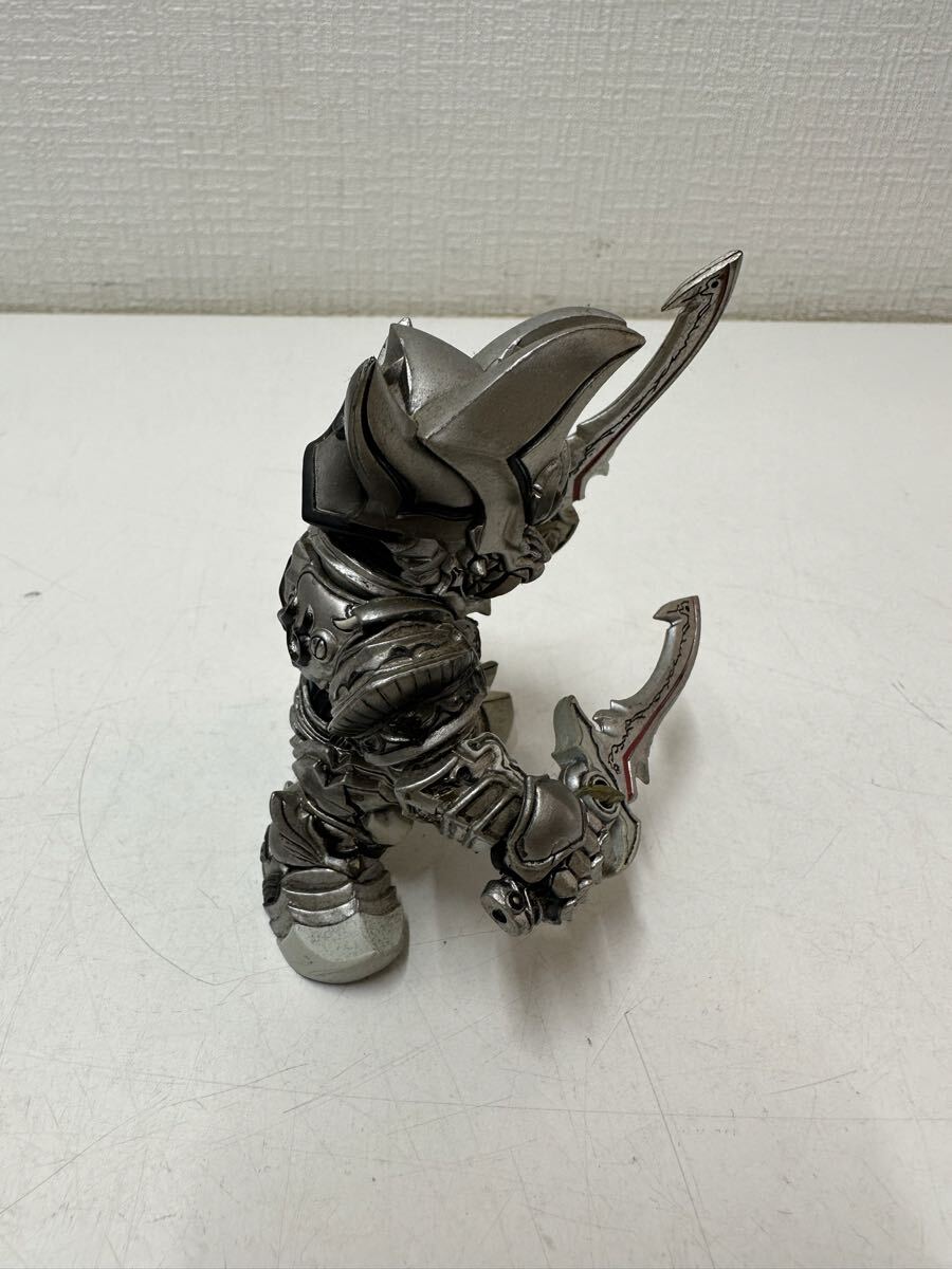 ☆無限堂☆ 牙狼　GARO デフォルメ魔戒コレクション 銀牙騎士ゼロ メッキ　約9cm 1円スタート　(060)_画像2
