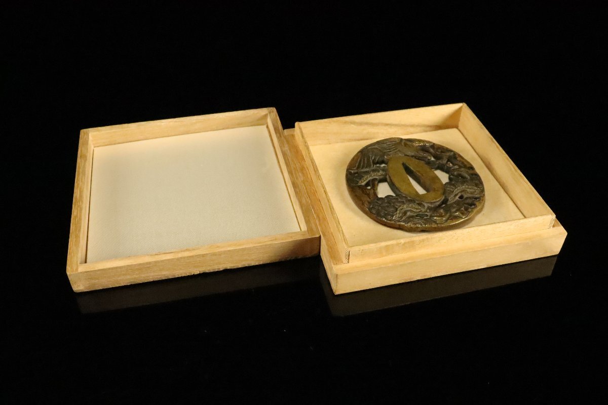 [ASAHI] меч гарда меча элемент медь земля высота мясо гравюра ястреб map земля . гарда меча первоклассный маленький . структура меч оборудование товар [710123qr]