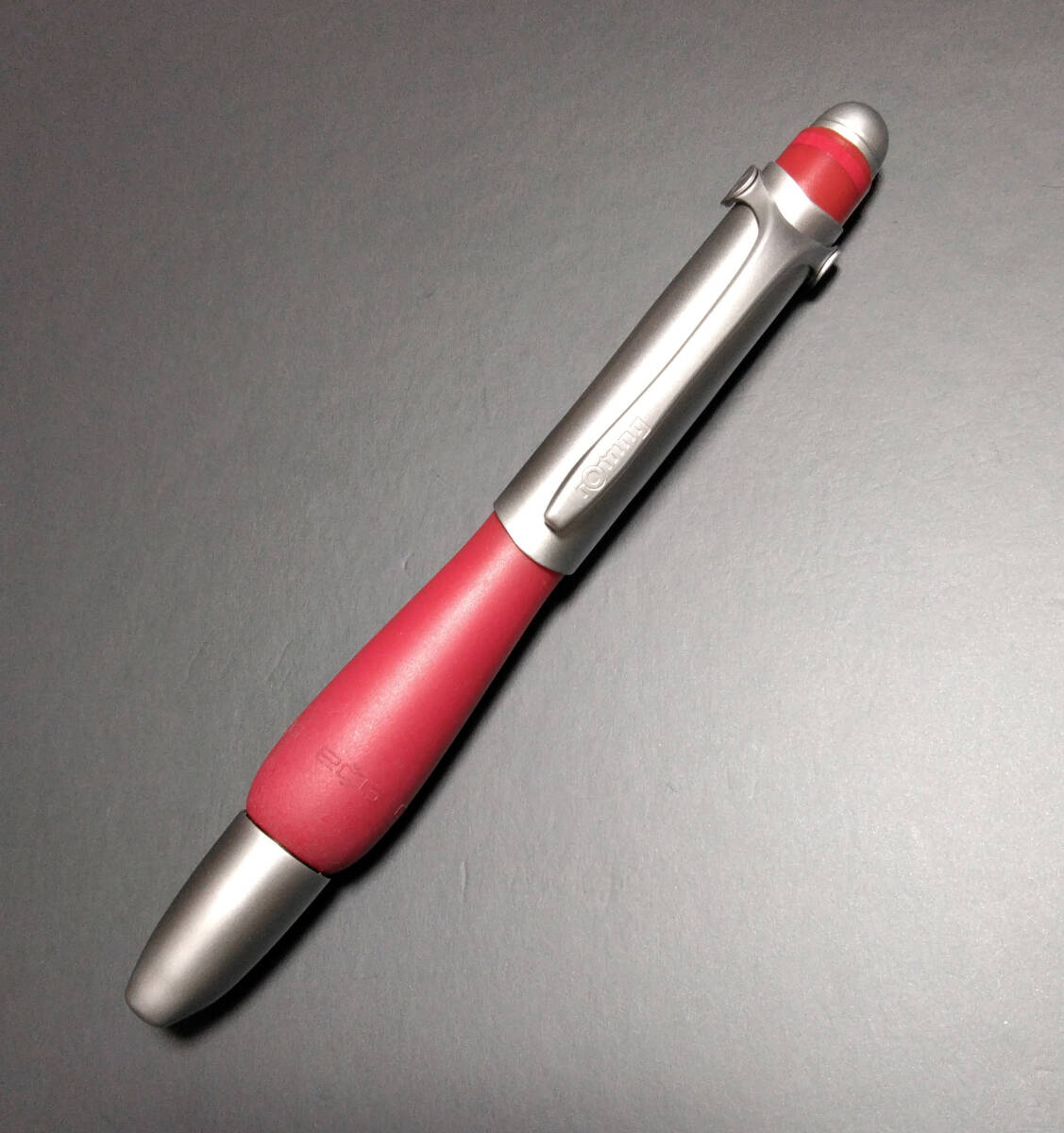 ロットリング スキン 万年筆 XS字　Rotring SKYNN　おまけ：シュナイダー・カートリッジインク黒（6本入）を1箱_画像3