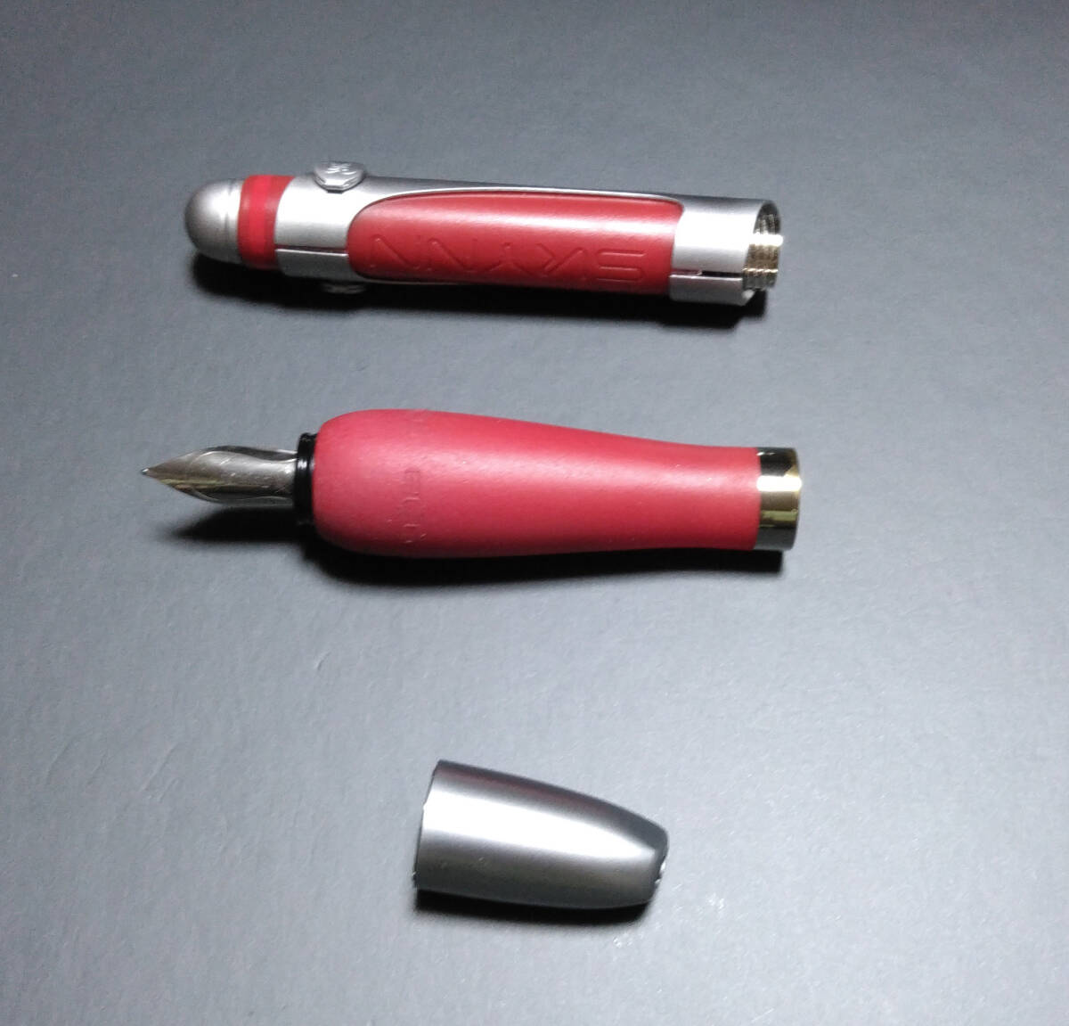 ロットリング スキン 万年筆 XS字　Rotring SKYNN　おまけ：シュナイダー・カートリッジインク黒（6本入）を1箱_画像4