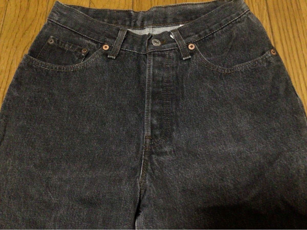 USA製★Levi‘s リーバイス ブラックデニム ジーンズ 17501 7Mサイズ(ウェスト64cm)★黒 デニム パンツ_画像2