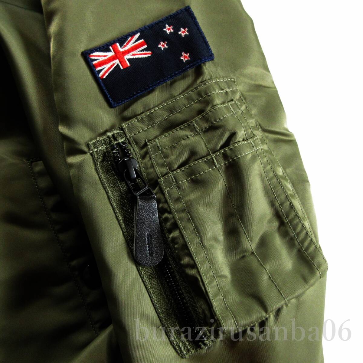 メンズ XL◆未使用 定価24,200円 canterbury カンタベリー MA-1 ディフェンダー ジャケット 秋冬 軽量 中綿 フライトジャケット RA71596-47_画像4