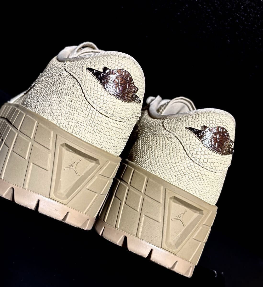 ☆送料込■新品27.0cm■ナイキ エア ジョーダン 1 ブルックリン LOW AIR JORDAN 1 ラタン/デザートカモ WMNS 厚底【定価.23650円】_画像5