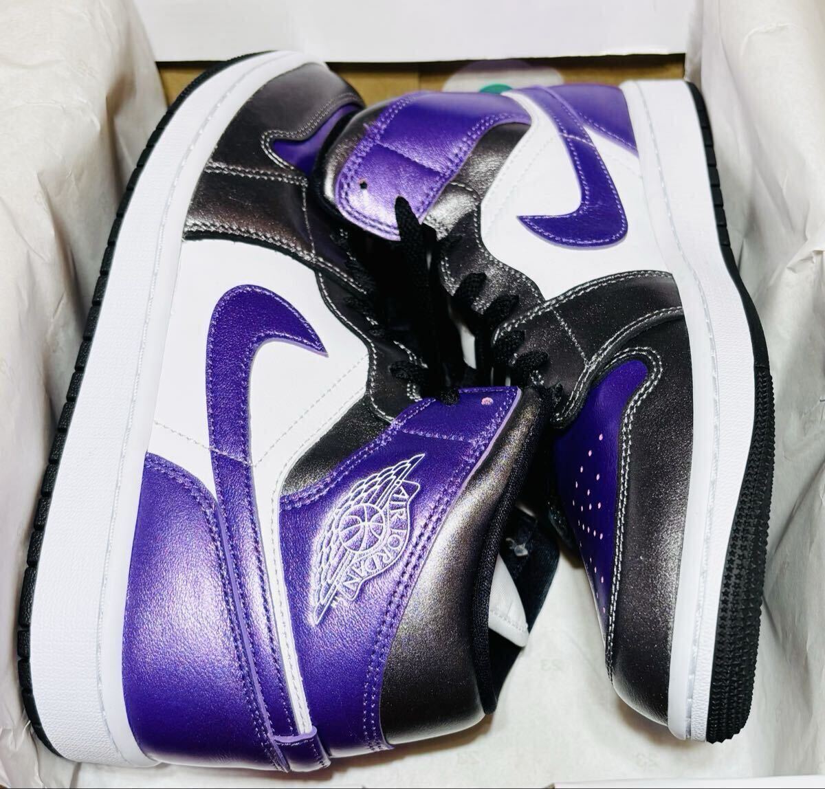 ☆送料込■新品26.0cm■ナイキ エア ジョーダン１MID ホワイト/ブラック/グレープアイス AIR JORDAN 1 WMNS【定価.20350円】_画像3