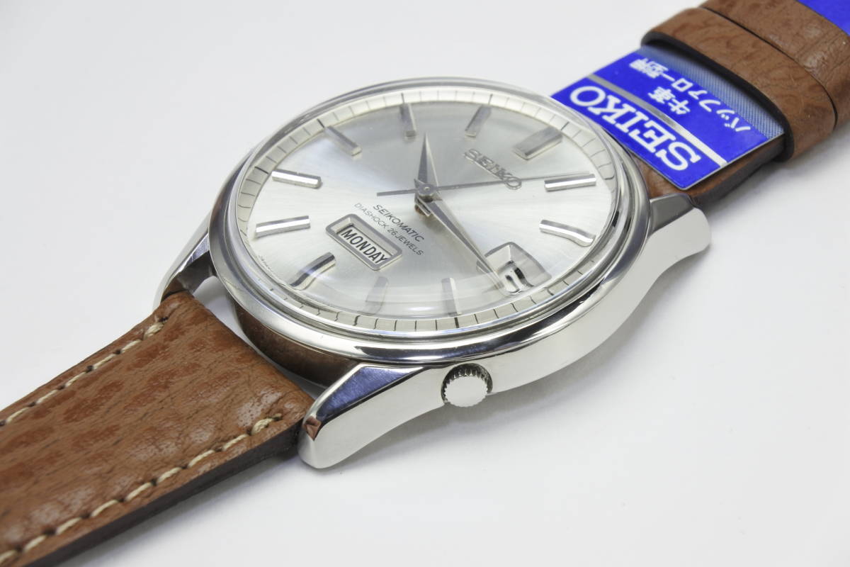 ☆イルカマーク☆1965年製 SEIKO セイコー SEIKO MATIC Ref.6206-8040 26石自動巻紳士腕時計 金色機械 純正SEIKOベルト_画像5