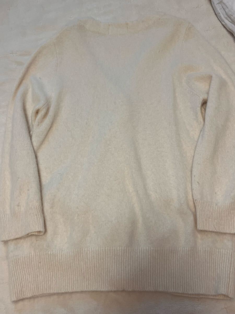 ★SNIDEL（スナイデル）★羊毛　アンゴラ混　Vカーディガン　白　F（大き目）ビジューボタン付き_画像6