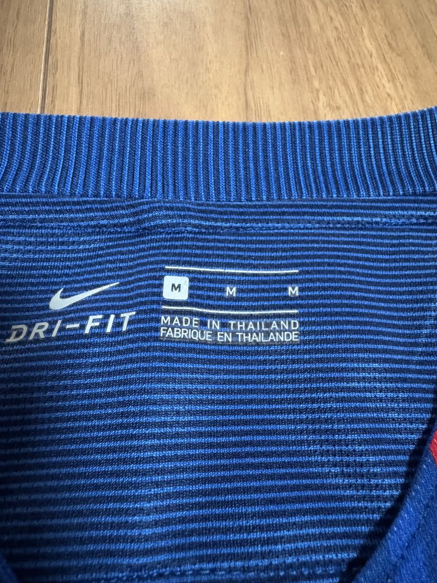 ☆美品☆バルセロナ☆16-17ホーム☆スポンサー無しモデル☆_画像3