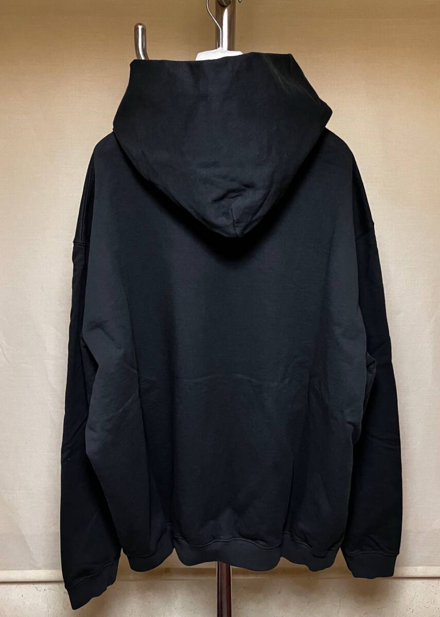 新品 M マルジェラ 22ss 反転ロゴ パーカー ブラック　 黒 黒黒 オーバー 7011_画像5