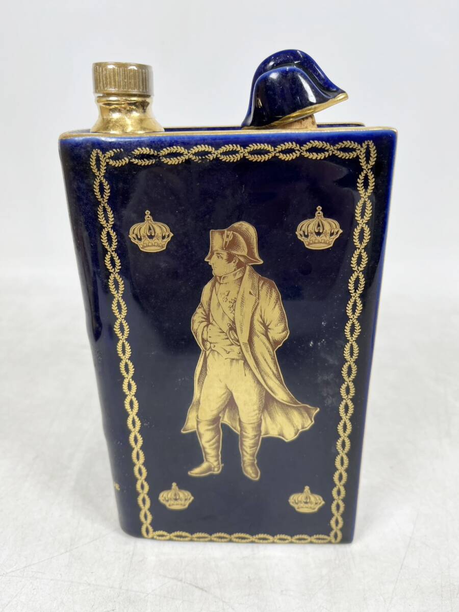 未開栓　1円～　カミュ　アポレオン　ブックボトル　陶器ボトル　替栓　ブランデー　箱あり　古酒_画像3