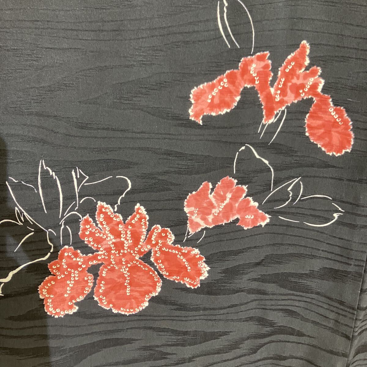 一右衛門No2225 羽織 30枚まとめ売り 黒羽織 金通し 縫い取り 刺繍 友禅 正絹着物 大量まとめ売り大処分_画像3