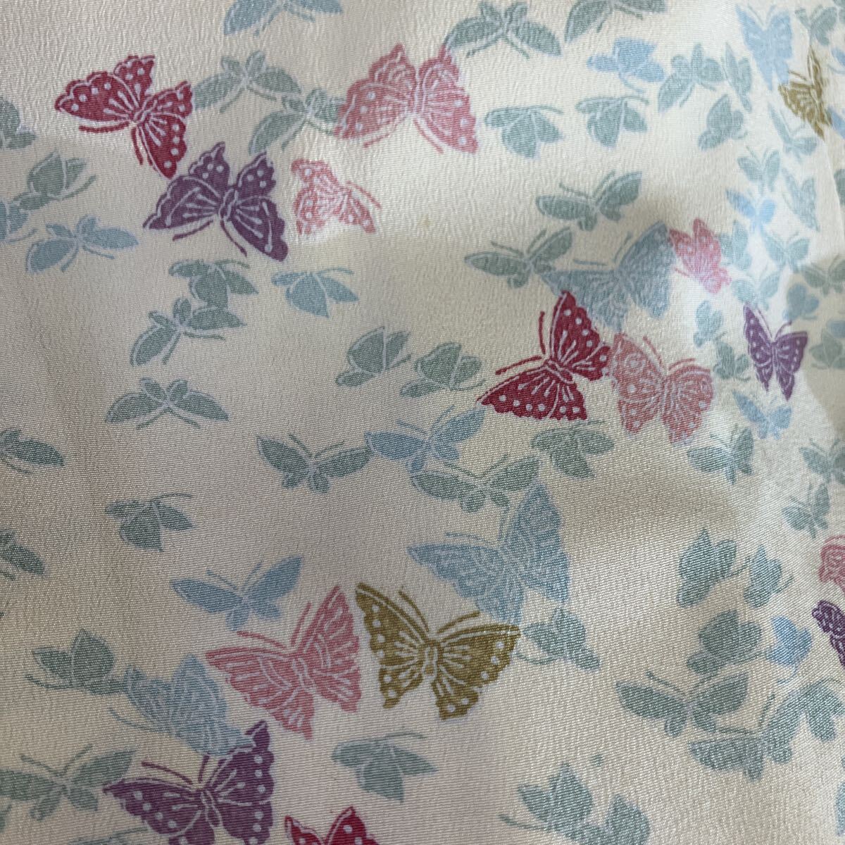 一右衛門No2225 羽織 30枚まとめ売り 黒羽織 金通し 縫い取り 刺繍 友禅 正絹着物 大量まとめ売り大処分_画像6