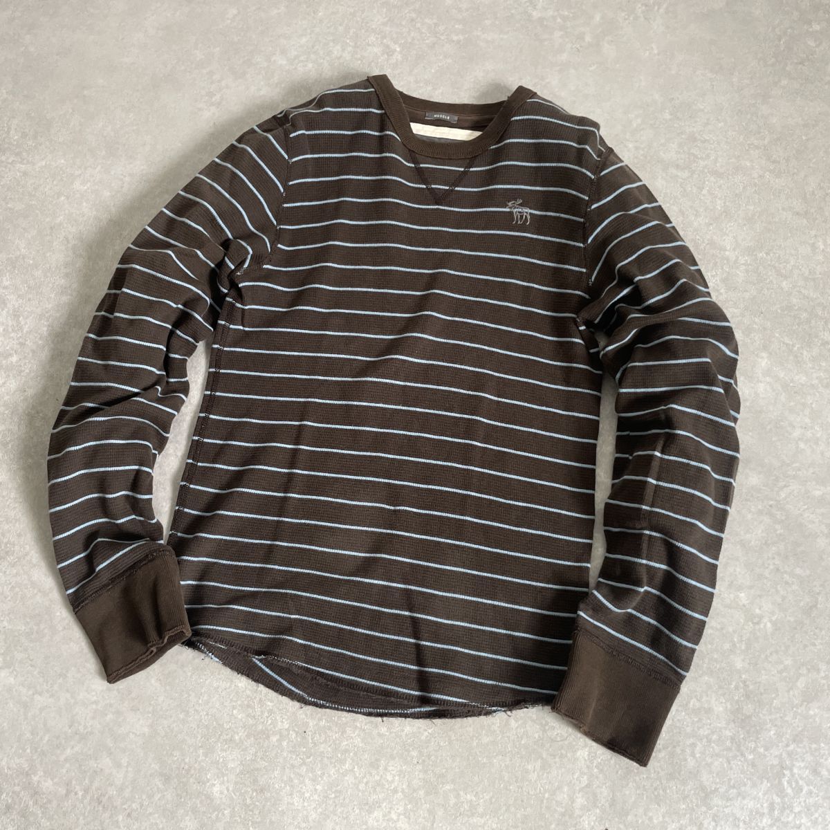 Abercrombie&Fitch●●ロゴ 刺繍 サーマル ワッフル生地 L/S 長袖 ロングスリーブ カットソー●アバクロンビーアンドフィッチ_画像2