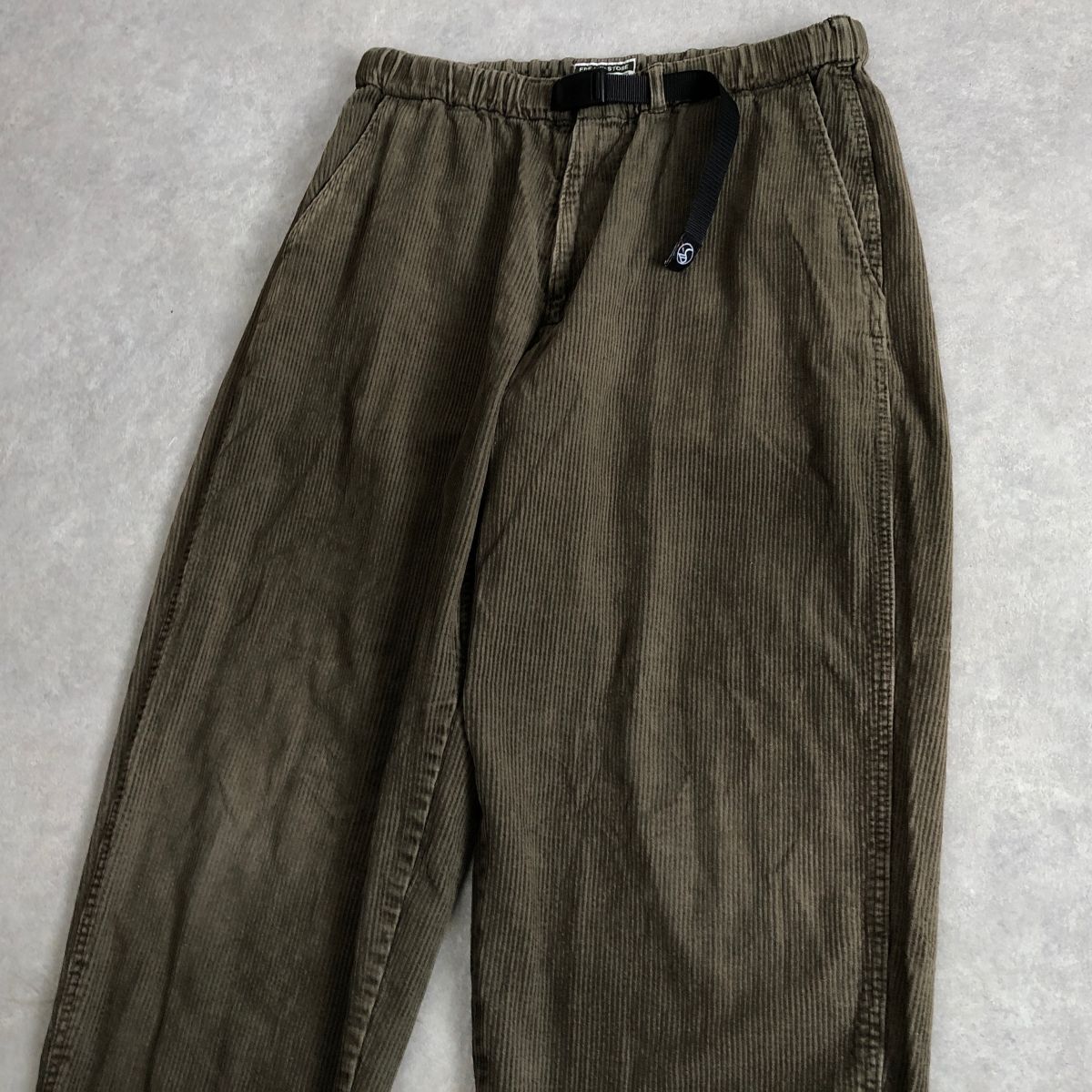 FREAK'S STORE OUTDOOR●コーデュロイ アウトドア ベルテッド パンツ●フリークスストア●チャコール_画像2