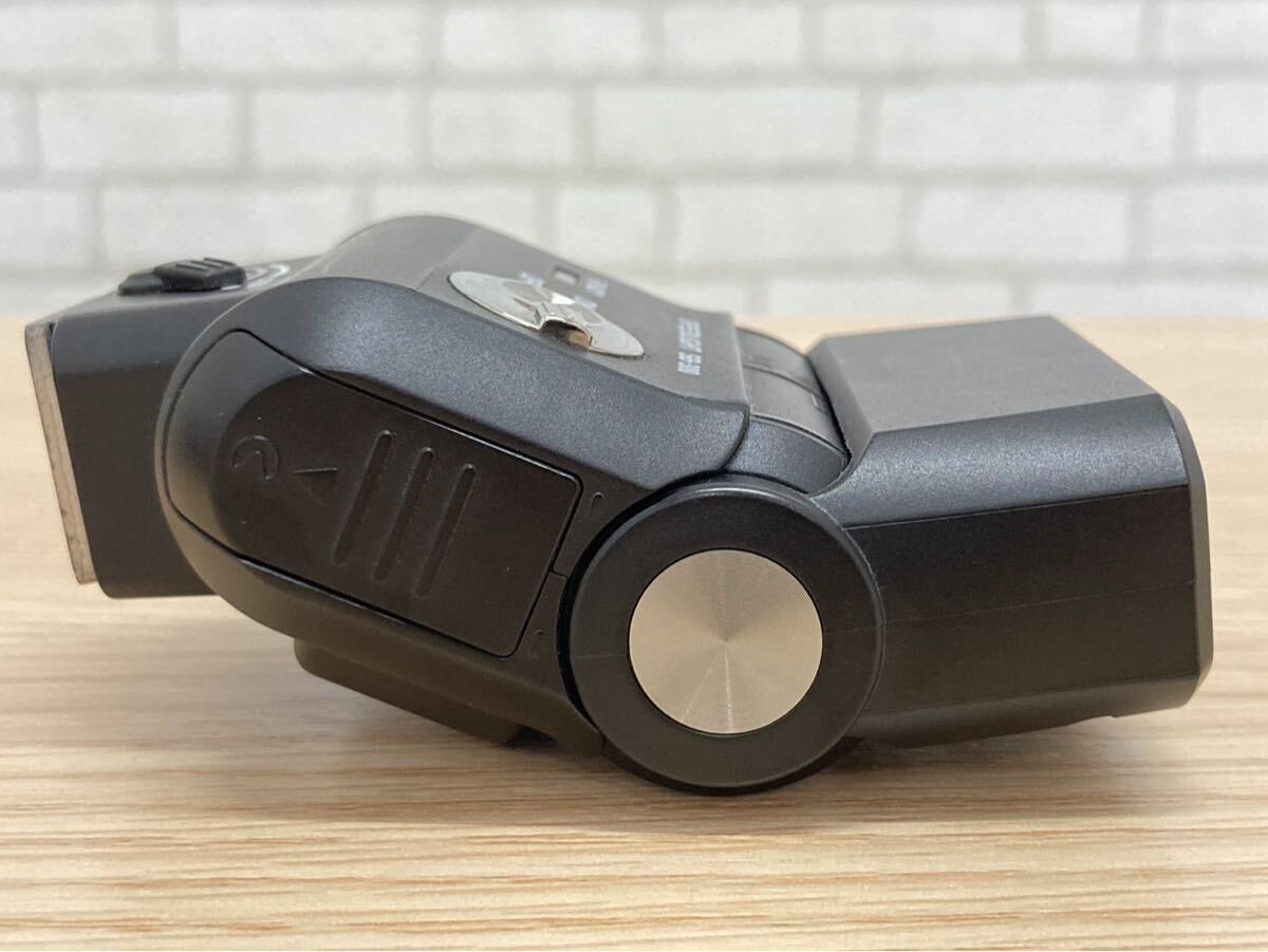 C46【動作未確認】Nikon ニコン SB-300 スピードライト ストロボ カメラ アクセサリー _画像4