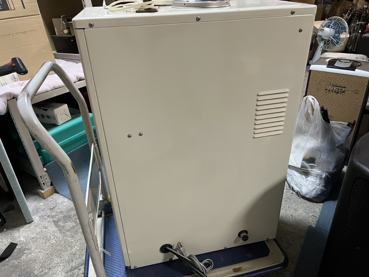 ○北海道旭川市引取限定! CHOFU 石油瞬間給湯器 IB-4565E 2021年12月製造 動作確認済 長府製作所 型式 IB-456 水道直結式 100V 中古品 ④_画像6