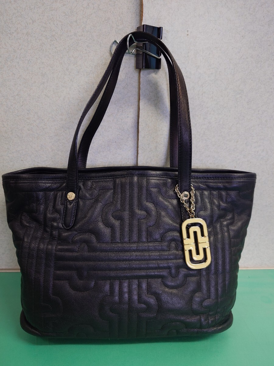 ● BVLGARI ブルガリ パレンテシ トートバッグ ショルダーバッグ ハンドバッグ 型押し レザー ブラック チャーム付き 中古 ④_画像2